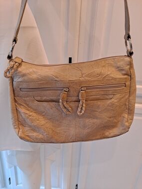 Stone & Co. Beige Crinkled Leather Shoulder Organizer Casual w/Braided Pulls